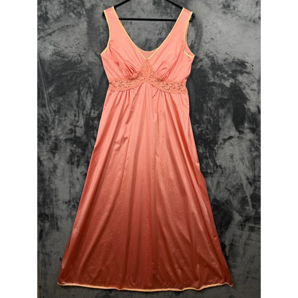 Colesce Couture Nightgown Womens Medium Coral Pink Lace Vintage Maxi Chemise